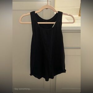 Lululemon Black Women's Tank Top - racer back